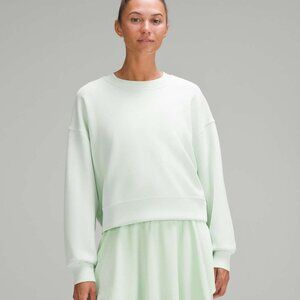 lululemon Softstreme Perfectly Oversized Cropped Crew in Kholrabi Green - Size 2